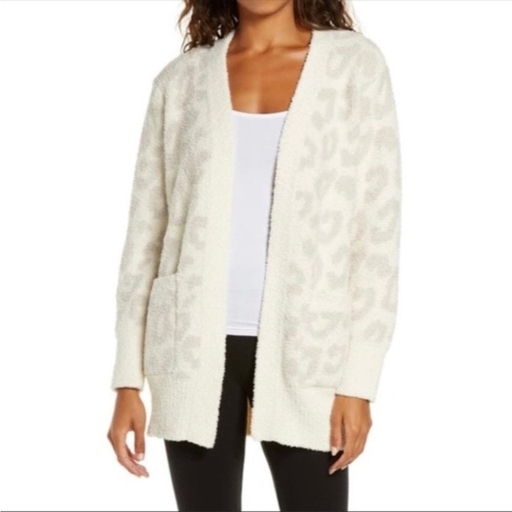 Barefoot Dreams Cozychic Leopard Cardigan in Cream Stone. Size M (medium)